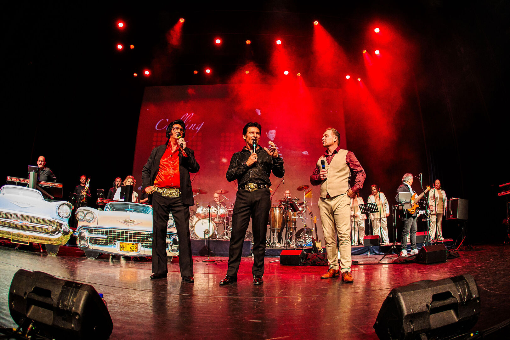 Calling Tribute Band met Elvis performers